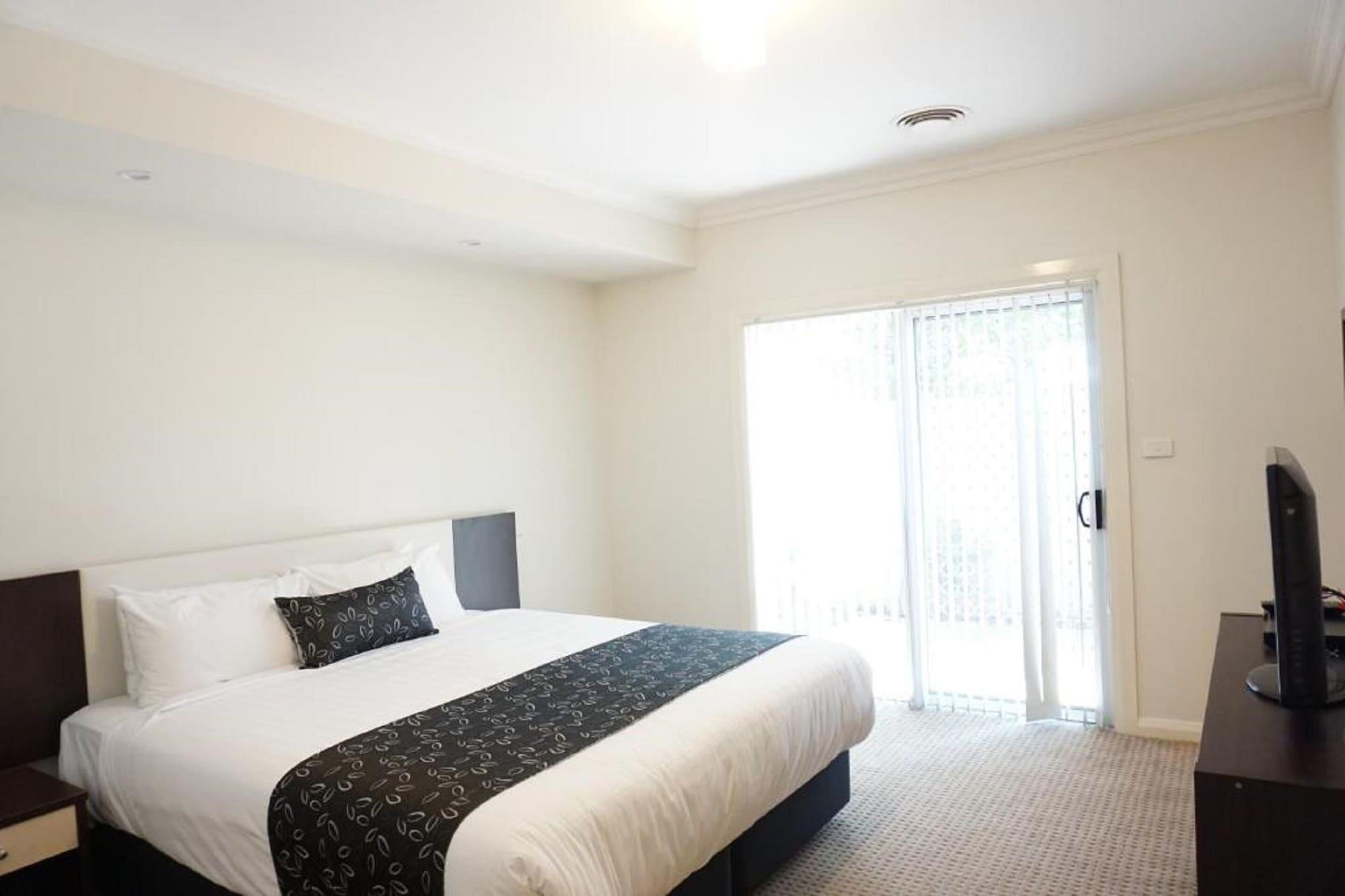 The Charles Hotel Wagga Wagga Luaran gambar